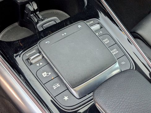 Used 2023 Mercedes-Benz GLA 250 image 15