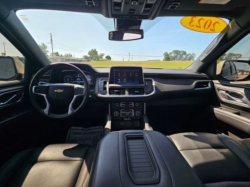 Used 2023 Chevrolet Tahoe LT w/ LT Signature Package AWD/4WD image 12