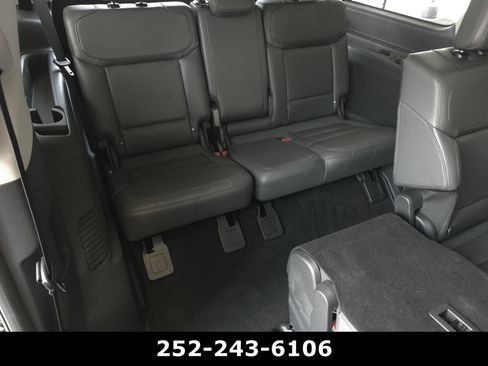 Used 2025 Ford Expedition Max Active AWD/4WD image 45
