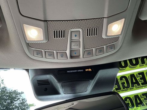 Used 2022 Ford Expedition XLT RWD image 28