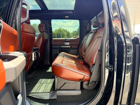 Used 2022 Ford F450 Platinum AWD/4WD image 35