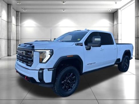 Used 2024 GMC Sierra 3500 AT4 w/ AT4 Preferred Package image 3
