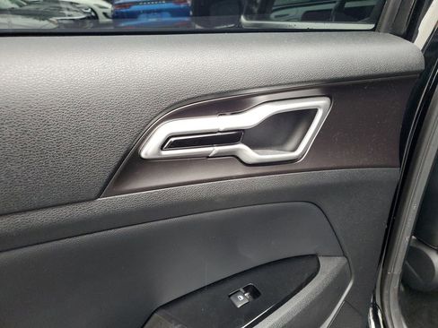 Used 2023 Kia Sportage EX image 14