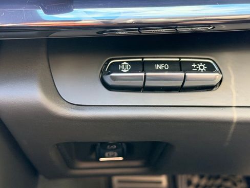 Used 2024 Chevrolet Corvette Stingray Premium Conv w/ Stealth Interior Trim Package image 33