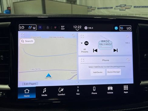 Used 2025 Chrysler Pacifica Limited FWD image 30