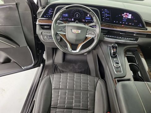 Used 2023 Cadillac Escalade Sport Platinum AWD/4WD image 16