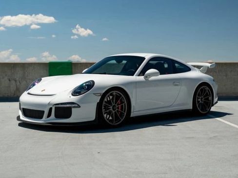 Used 2015 Porsche 911 GT3 RWD image 15