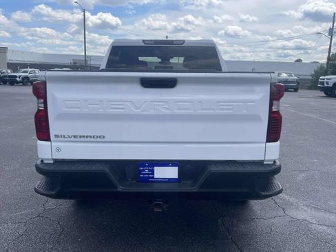 Used 2022 Chevrolet Silverado 1500 W/T w/ WT Value Package RWD image 2