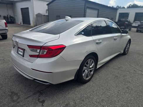 Used 2018 Honda Accord LX image 7