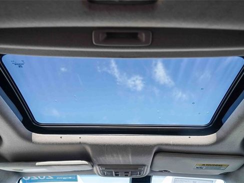 Used 2020 Honda Fit EX image 18