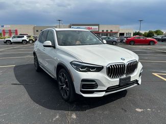 Used 2022 BMW X5 xDrive40i w/ Premium Package AWD/4WD video 1