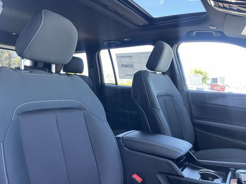 New 2026 Jeep Grand Cherokee Laredo X AWD/4WD image 31