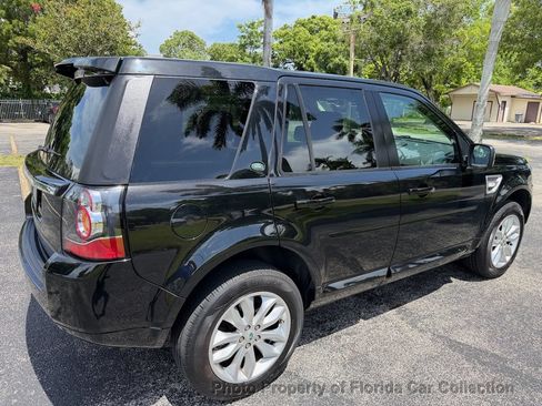 Used 2014 Land Rover LR2 AWD/4WD image 4