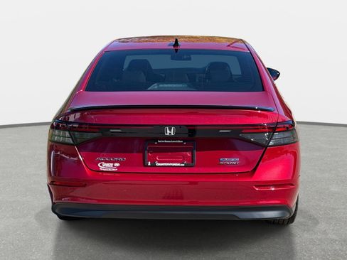 Used 2024 Honda Accord Sport image 6