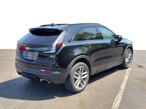 Used 2023 Cadillac XT4 Sport w/ Cold Weather Package AWD/4WD image 5