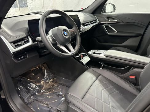 Used 2025 BMW X1 xDrive28i image 8