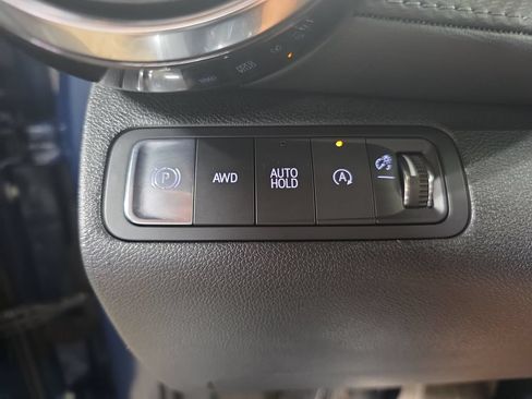 Used 2025 Chevrolet Equinox LT w/ Convenience Package II AWD/4WD image 26