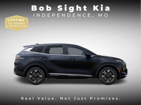 New 2026 Kia Sportage LX image 7