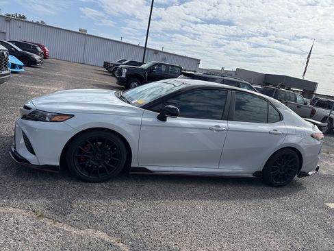 Used 2021 Toyota Camry TRD image 4