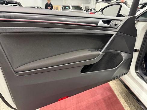 Used 2016 Volkswagen GTI S image 21