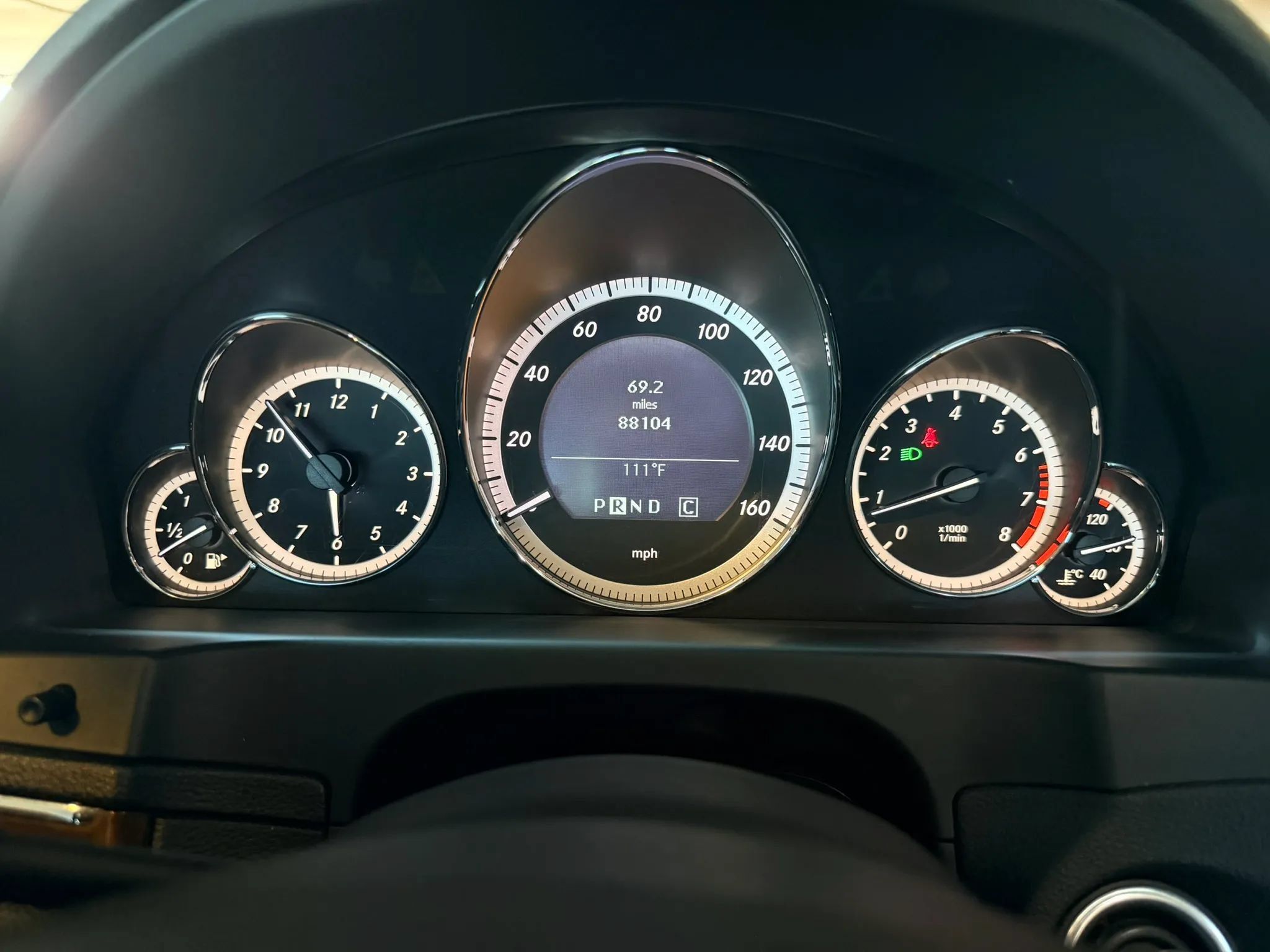 Used 2010 Mercedes-Benz E 550 Coupe image 20