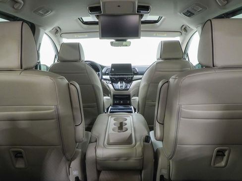 New 2026 Honda Odyssey Touring image 12