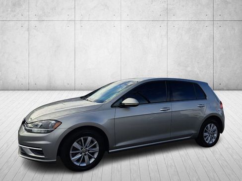 Used 2019 Volkswagen Golf S image 9