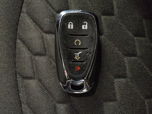 Used 2019 Chevrolet Equinox LT w/ Driver Convenience Package FWD image 32