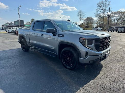 Used 2023 GMC Sierra 1500 Elevation AWD/4WD image 4