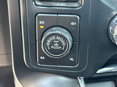 Used 2025 Ford F150 Raptor AWD/4WD image 27