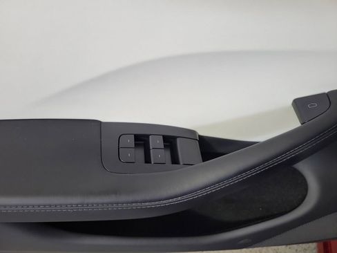 Used 2025 Tesla Model 3 Long Range RWD image 15