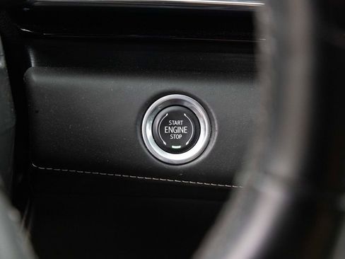 Used 2023 Cadillac Escalade ESV V AWD/4WD image 35