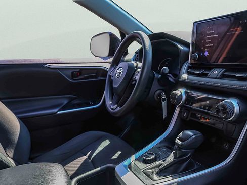 Used 2024 Toyota RAV4 LE image 26