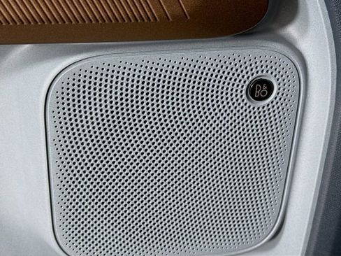 Certified 2024 Ford Maverick Lariat image 23