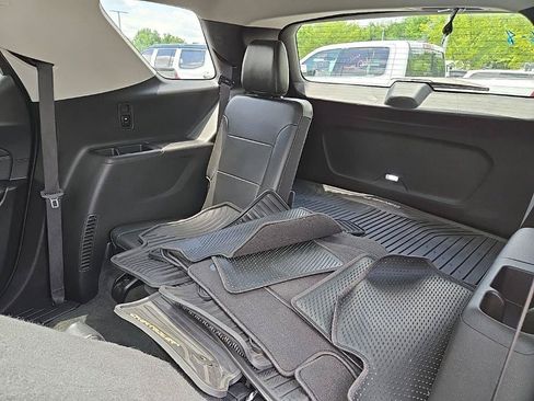 Used 2019 Chevrolet Traverse Premier w/ Driver Confidence II Package FWD image 14