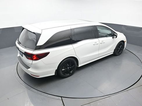Certified 2023 Honda Odyssey Sport image 47
