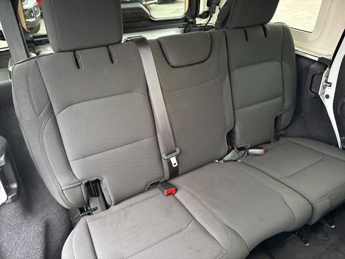 Used 2023 Jeep Wrangler Sport S image 26