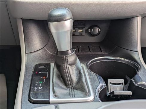 Used 2019 Toyota Highlander XLE image 14