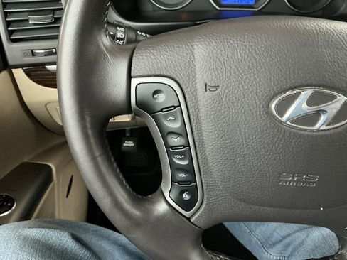 Used 2012 Hyundai Santa Fe Limited image 12