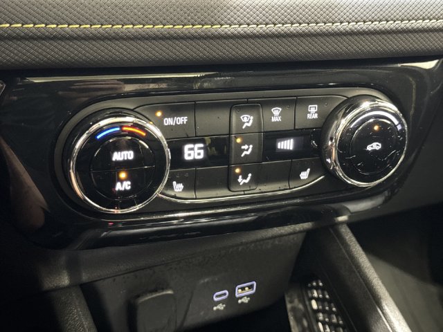 Used 2024 Chevrolet TrailBlazer ACTIV w/ Convenience Package AWD/4WD image 20