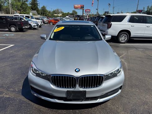 Used 2017 BMW 740i RWD image 2