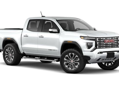 New 2026 GMC Canyon Denali image 13