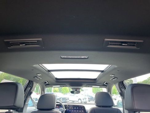 New 2026 Chevrolet Traverse Z71 w/ Driver Confidence Package AWD/4WD image 39