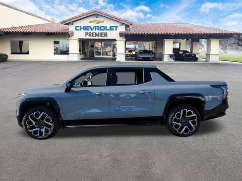 New 2025 Chevrolet Silverado EV RST image 5