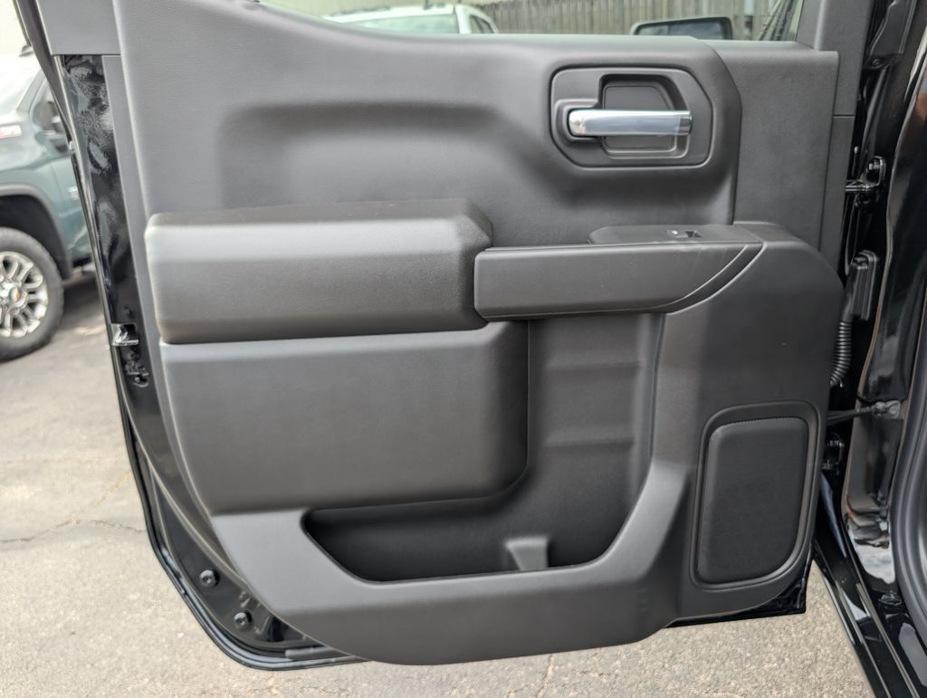 New 2026 Chevrolet Silverado 1500 Custom w/ LPO, Dark Essentials Package RWD image 8