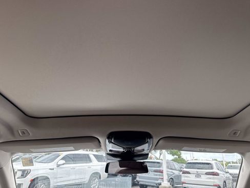 Certified 2026 BMW X7 xDrive40i w/ Premium Package image 16