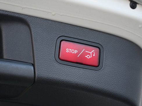 Used 2015 Mercedes-Benz GLA 250 4MATIC image 17