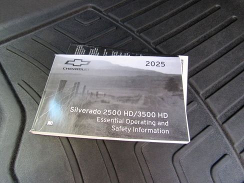 Used 2025 Chevrolet Silverado 2500 LTZ w/ LTZ Premium Package AWD/4WD image 44