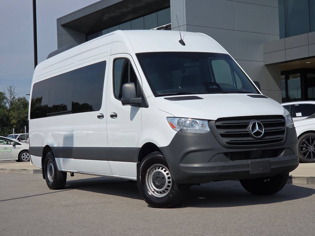Used 2026 Mercedes-Benz Sprinter 2500 image 2