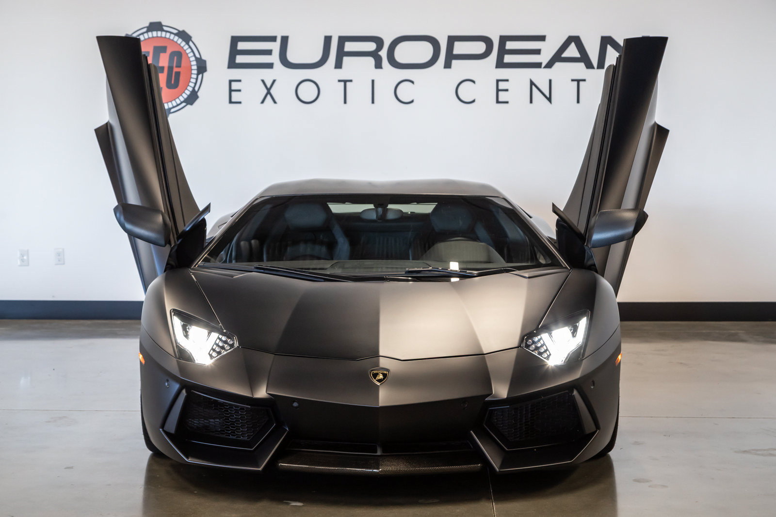 Used 2012 Lamborghini Aventador LP 700-4 AWD/4WD image 6